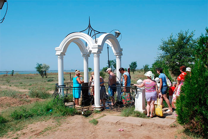 Источник менеральной воды